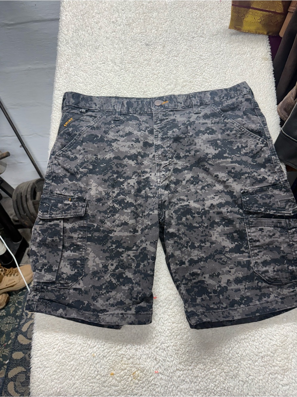 Ariat Rebar M4 Relaxed fit Men's Cargo Shorts - Gray Digital Camo size 38